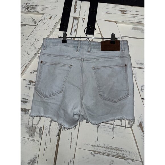 Zara Denim Shorts Womens 12 /32 Light Wash Distressed Raw Hem Frayed Cutoffs - Picture 7 of 9